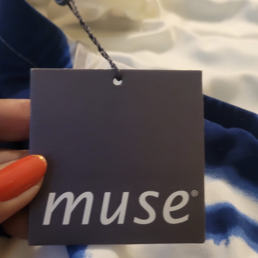 Muse blue & white multi backless maxi dress. Size 10. - Picture 6 of 9